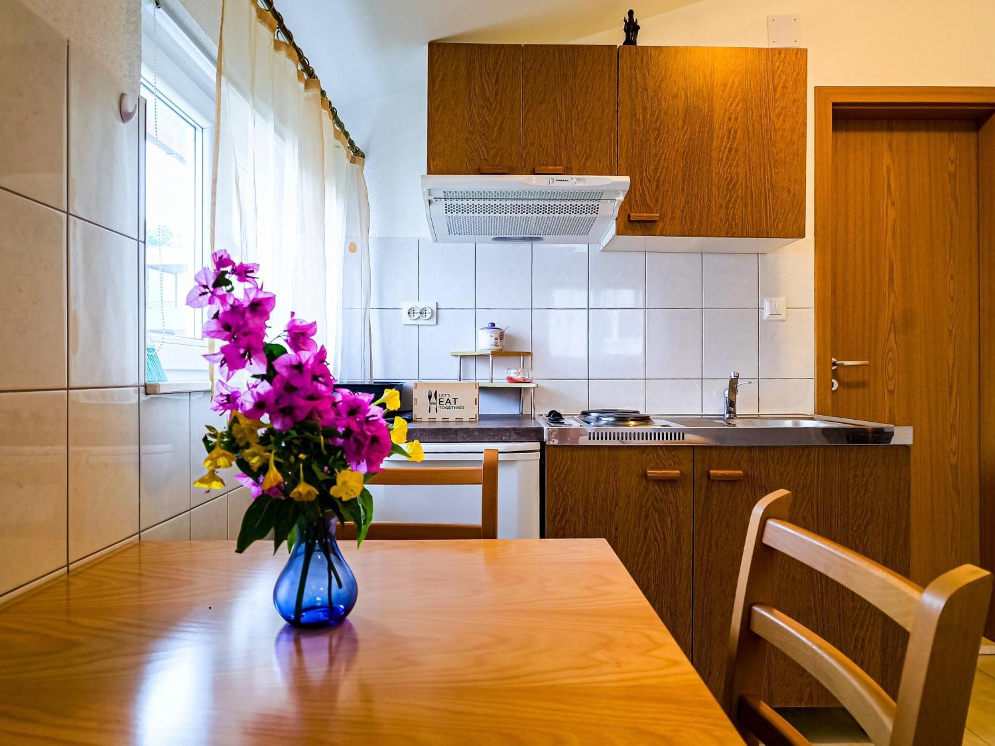 Apartments Mani Трогир Экстерьер фото