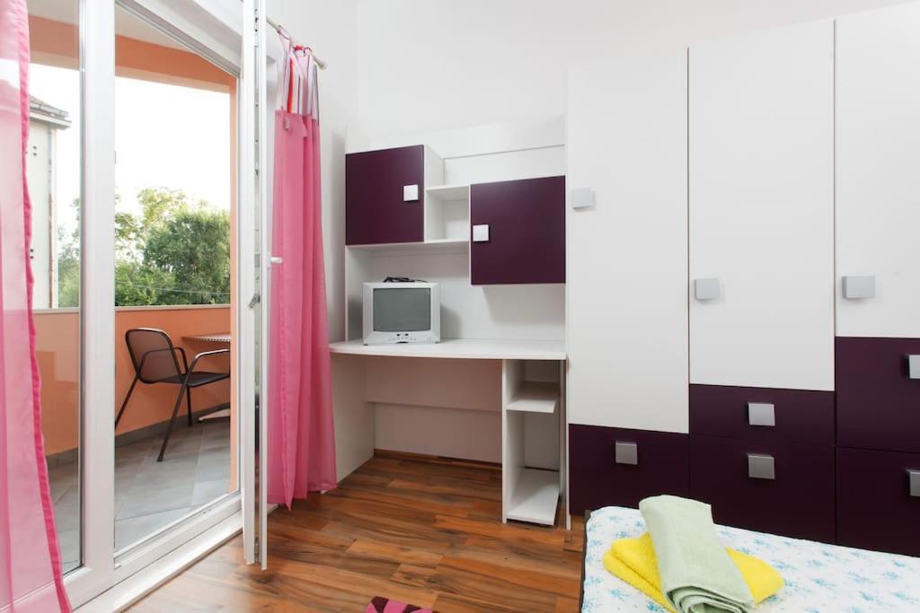Apartments Mani Трогир Экстерьер фото