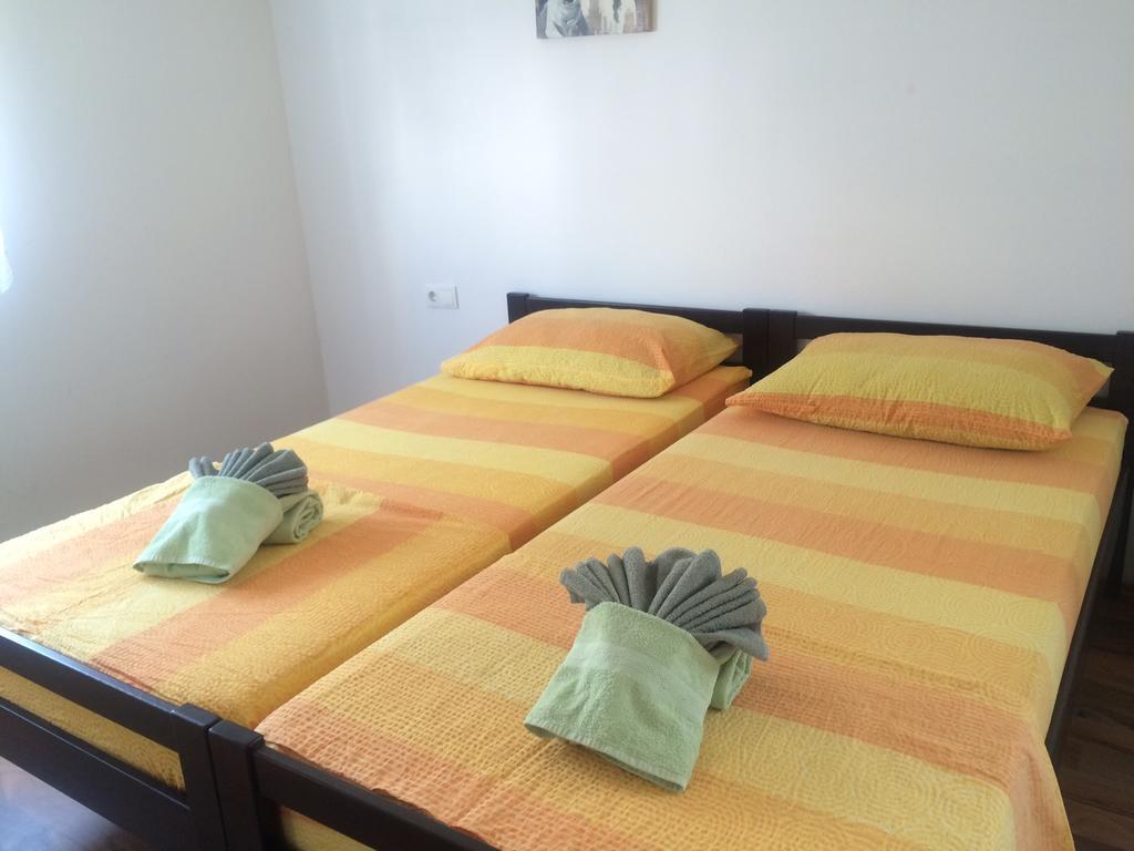 Apartments Mani Трогир Экстерьер фото
