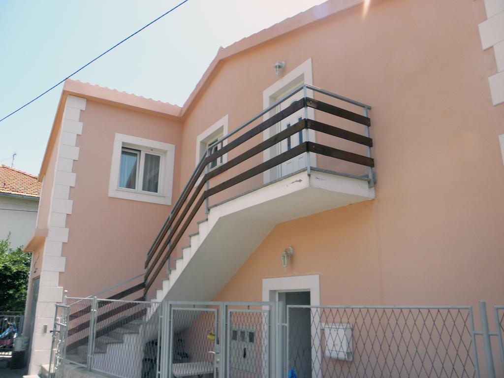 Apartments Mani Трогир Номер фото